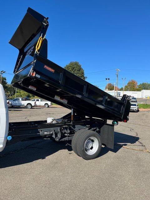 2025 RAM Ram 5500 Chassis Cab RAM 5500 TRADESMAN CHASSIS REGULAR CAB 4X4 84 CA 2025 RAM Ram 5500 Chassis Cab RAM 5500 TRADESMAN CHASSIS REGULAR CAB 4X4 84 CA