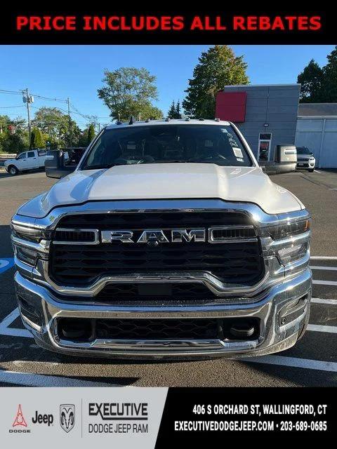 2026 Ram 3500 Tradesman Crew Cab 4x4 8' Box