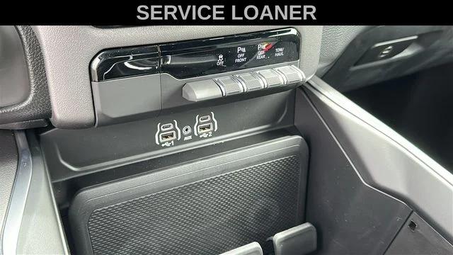 2025 Ram 1500 Big Horn Crew Cab 4x4 57 Box