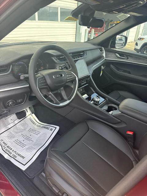 2025 Jeep Grand Cherokee Limited 4x4