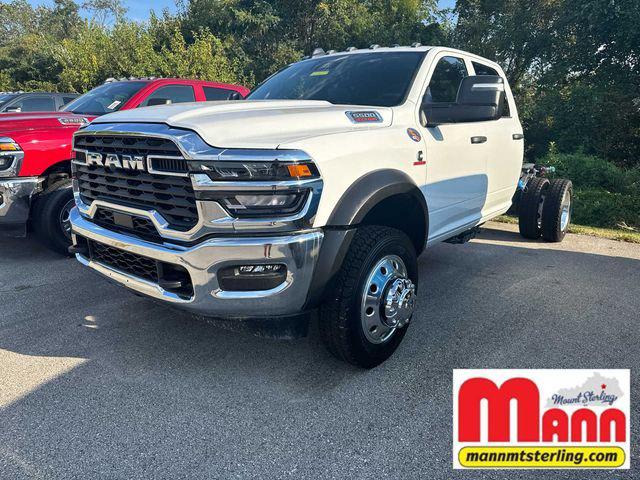 2026 RAM Ram 5500 Chassis Cab RAM 5500 TRADESMAN CHASSIS CREW CAB 4X4 60 CA