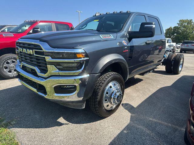 2026 RAM Ram 5500 Chassis Cab RAM 5500 TRADESMAN CHASSIS CREW CAB 4X4 60 CA 2026 RAM Ram 5500 Chassis Cab RAM 5500 TRADESMAN CHASSIS CREW CAB 4X4 60 CA