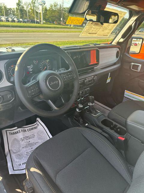 2025 Jeep Wrangler 4-Door Willys 4x4