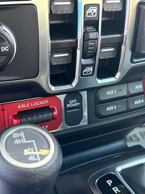 2025 Jeep Wrangler 4-Door Willys 4x4