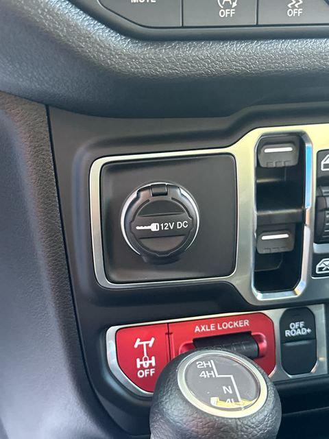 2025 Jeep Wrangler 4-Door Willys 4x4