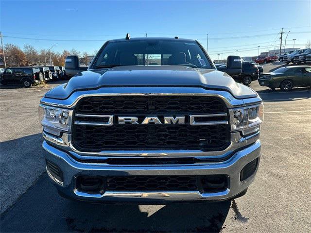 2024 RAM 2500 Tradesman Crew Cab 4x4 64 Box 2024 RAM 2500 Tradesman Crew Cab 4x4 64 Box