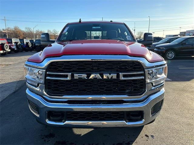 2024 RAM 2500 Tradesman Crew Cab 4x4 64 Box 2024 RAM 2500 Tradesman Crew Cab 4x4 64 Box