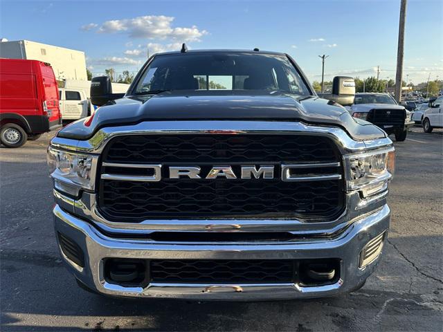 2024 RAM 2500 Tradesman Crew Cab 4x4 64 Box