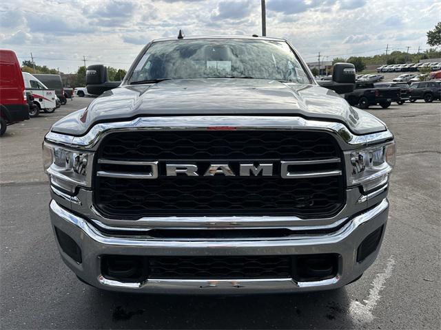 2024 RAM 2500 Tradesman Crew Cab 4x4 64 Box 2024 RAM 2500 Tradesman Crew Cab 4x4 64 Box