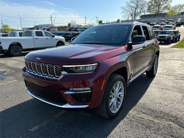 2024 Jeep Grand Cherokee Summit 4x4 2024 Jeep Grand Cherokee Summit 4x4