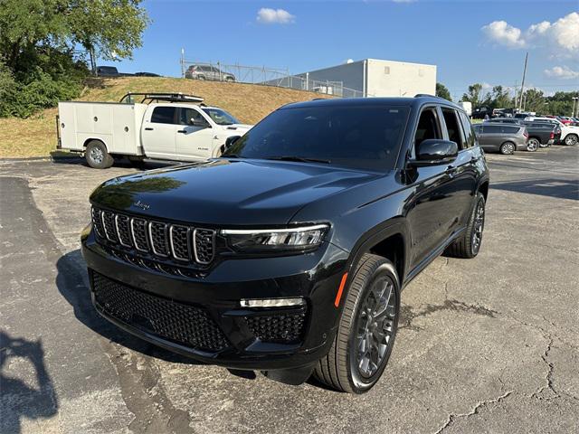 2025 Jeep Grand Cherokee Summit 4x4 2025 Jeep Grand Cherokee Summit 4x4