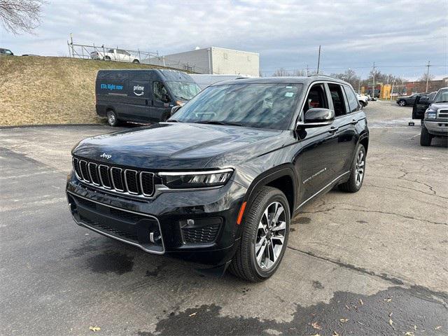 2023 Jeep Grand Cherokee Overland 4x4 2023 Jeep Grand Cherokee Overland 4x4