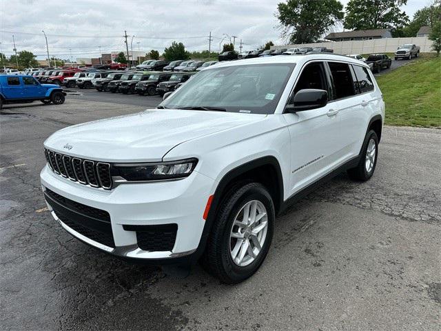 2024 Jeep Grand Cherokee L Laredo 4x4 2024 Jeep Grand Cherokee L Laredo 4x4