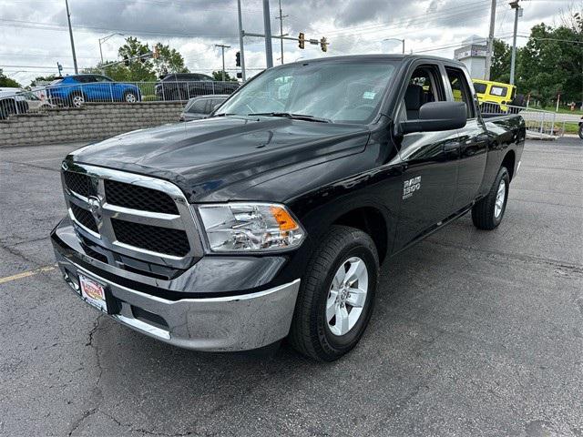 2024 RAM 1500 Classic SLT Quad Cab 4x4 64 Box 2024 RAM 1500 Classic SLT Quad Cab 4x4 64 Box