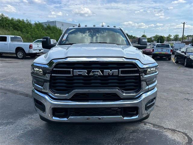 2025 RAM 2500 Lone Star Crew Cab 4x4 64 Box 2025 RAM 2500 Lone Star Crew Cab 4x4 64 Box