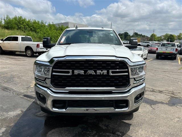 2024 RAM 2500 Big Horn Crew Cab 4x4 64 Box 2024 RAM 2500 Big Horn Crew Cab 4x4 64 Box