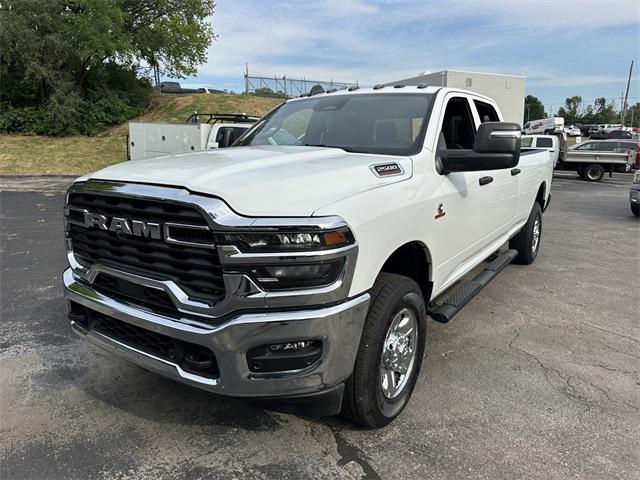 2025 RAM 2500 Tradesman Crew Cab 4x4 8 Box 2025 RAM 2500 Tradesman Crew Cab 4x4 8 Box