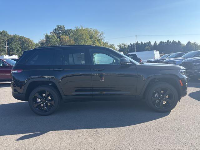 2025 Jeep Grand Cherokee GRAND CHEROKEE ALTITUDE X 4X4 2025 Jeep Grand Cherokee GRAND CHEROKEE ALTITUDE X 4X4