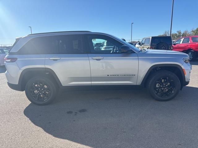 2025 Jeep Grand Cherokee GRAND CHEROKEE ALTITUDE X 4X4 2025 Jeep Grand Cherokee GRAND CHEROKEE ALTITUDE X 4X4