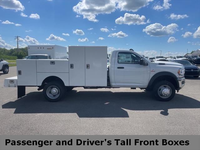2024 RAM Ram 5500 Chassis Cab RAM 5500 TRADESMAN CHASSIS REGULAR CAB 4X4 84 CA 2024 RAM Ram 5500 Chassis Cab RAM 5500 TRADESMAN CHASSIS REGULAR CAB 4X4 84 CA