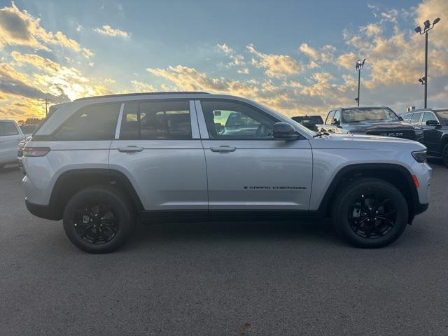 2025 Jeep Grand Cherokee GRAND CHEROKEE ALTITUDE X 4X4 2025 Jeep Grand Cherokee GRAND CHEROKEE ALTITUDE X 4X4