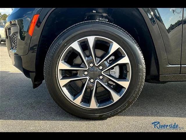 2025 Jeep Grand Cherokee Overland 4x4