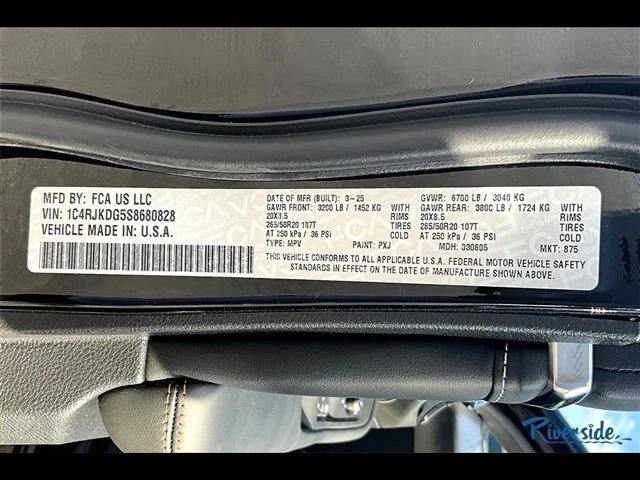 2025 Jeep Grand Cherokee Overland 4x4