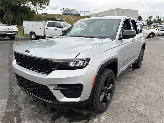 2025 Jeep Grand Cherokee GRAND CHEROKEE ALTITUDE X 4X4 2025 Jeep Grand Cherokee GRAND CHEROKEE ALTITUDE X 4X4