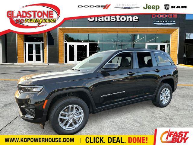 2025 Jeep Grand Cherokee GRAND CHEROKEE LAREDO X 4X4