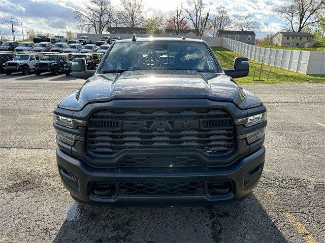 2025 RAM Ram 2500 RAM 2500 TRADESMAN CREW CAB 4X4 64 BOX