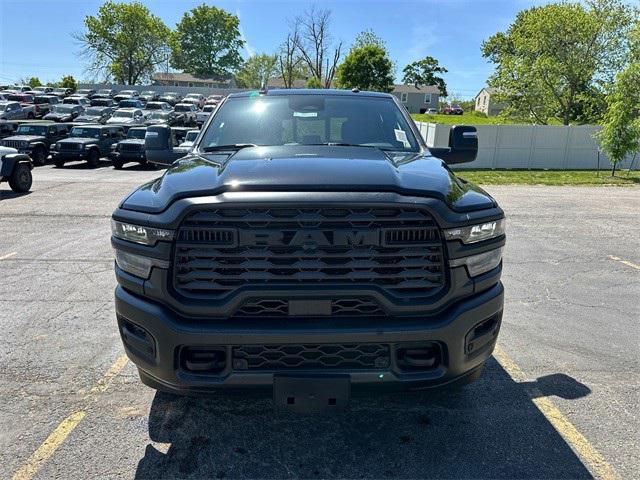 2025 RAM Ram 2500 RAM 2500 TRADESMAN CREW CAB 4X4 64 BOX 2025 RAM Ram 2500 RAM 2500 TRADESMAN CREW CAB 4X4 64 BOX