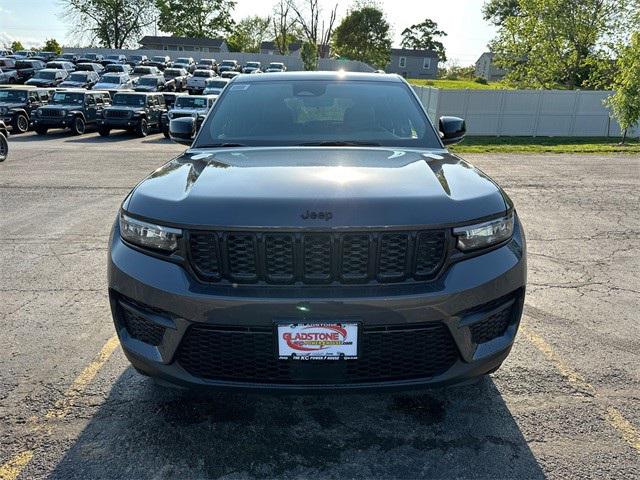 2025 Jeep Grand Cherokee GRAND CHEROKEE ALTITUDE 4X4 2025 Jeep Grand Cherokee GRAND CHEROKEE ALTITUDE 4X4