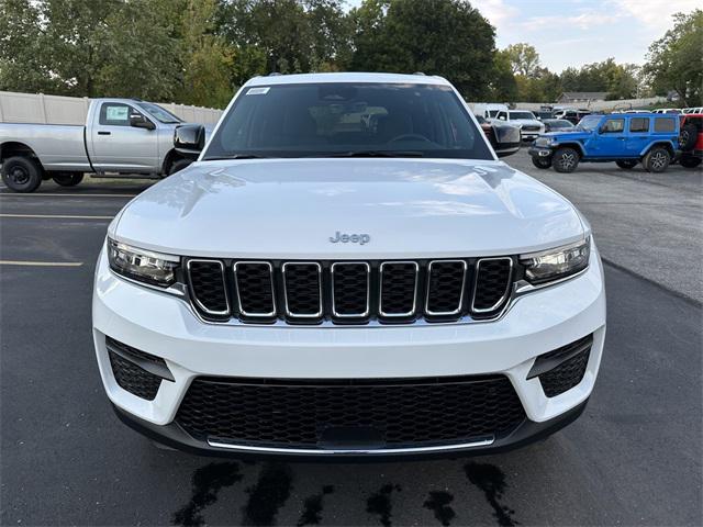 2025 Jeep Grand Cherokee GRAND CHEROKEE LAREDO X 4X4 2025 Jeep Grand Cherokee GRAND CHEROKEE LAREDO X 4X4