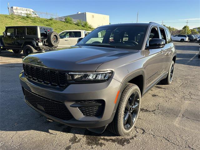 2025 Jeep Grand Cherokee GRAND CHEROKEE ALTITUDE X 4X4
