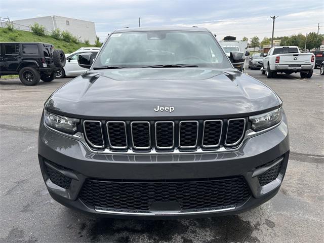 2025 Jeep Grand Cherokee GRAND CHEROKEE LAREDO X 4X4 2025 Jeep Grand Cherokee GRAND CHEROKEE LAREDO X 4X4