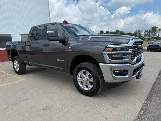 2025 RAM Ram 3500 RAM 3500 BIG HORN CREW CAB 4X4 64 BOX