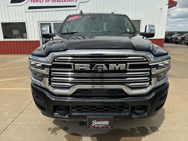2025 RAM Ram 3500 RAM 3500 LARAMIE CREW CAB 4X4 64 BOX