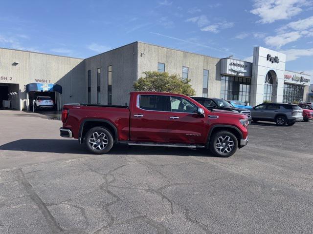 2022 GMC Sierra 1500 4WD Crew Cab Short Box SLT 2022 GMC Sierra 1500 4WD Crew Cab Short Box SLT