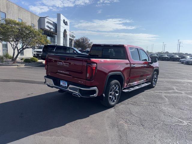 2022 GMC Sierra 1500 4WD Crew Cab Short Box SLT 2022 GMC Sierra 1500 4WD Crew Cab Short Box SLT