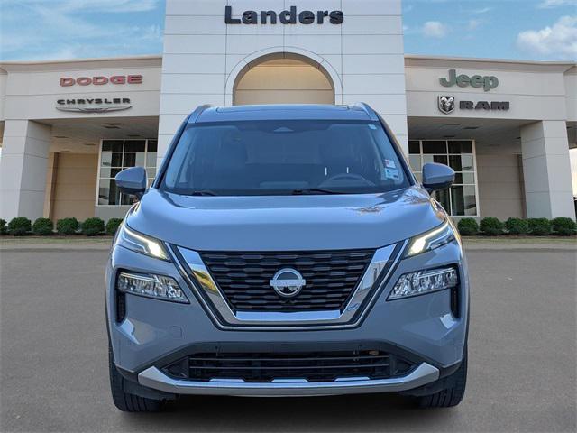 2023 Nissan Rogue Platinum FWD