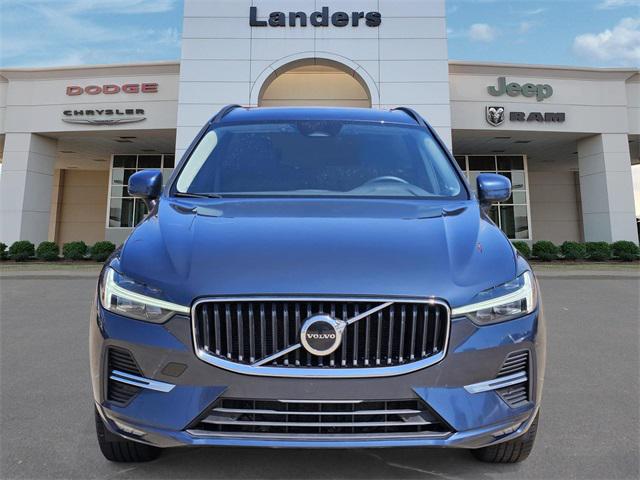 2022 Volvo XC60 B5 Momentum 2022 Volvo XC60 B5 Momentum
