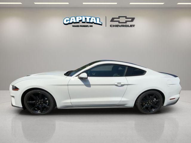 2020 Ford Mustang EcoBoost Fastback