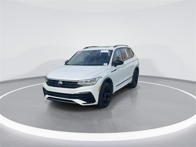 2023 Volkswagen Tiguan 2.0T SE R-Line Black 2023 Volkswagen Tiguan 2.0T SE R-Line Black