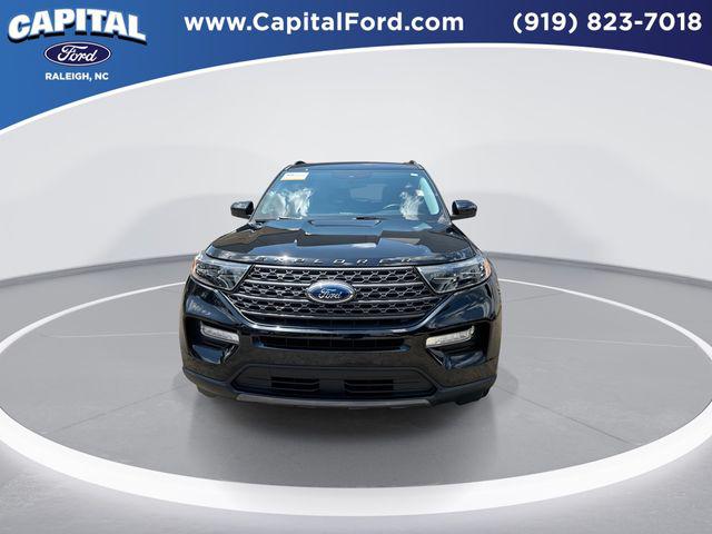 2022 Ford Explorer XLT 2022 Ford Explorer XLT