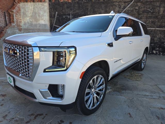 2021 GMC Yukon XL 4WD Denali 2021 GMC Yukon XL 4WD Denali