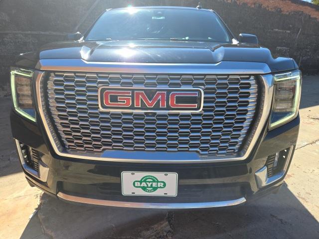 2021 GMC Yukon XL 4WD Denali 2021 GMC Yukon XL 4WD Denali