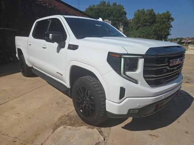 2024 GMC Sierra 1500 4WD Crew Cab Short Box AT4