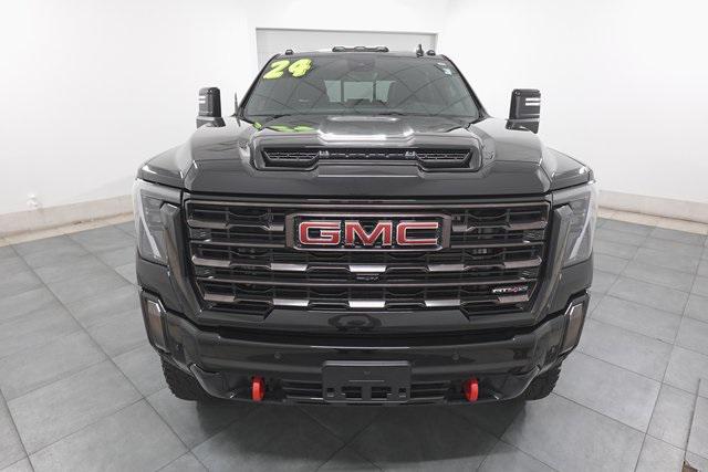 2024 GMC Sierra 2500HD 4WD Crew Cab Standard Bed AT4X