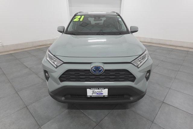 2021 Toyota RAV4 Hybrid XLE 2021 Toyota RAV4 Hybrid XLE