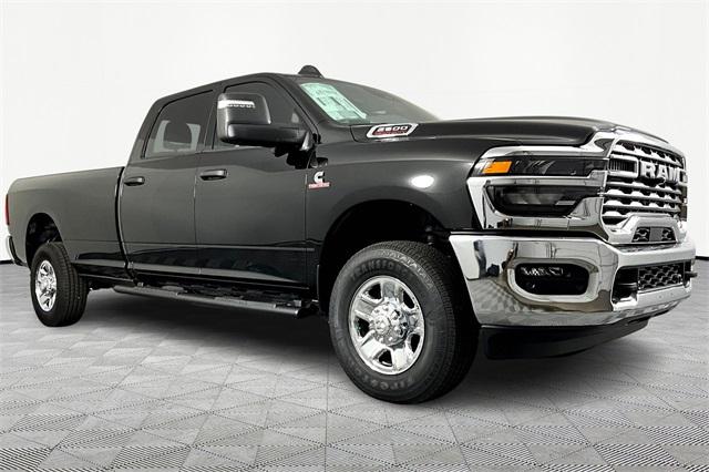 2025 RAM Ram 2500 RAM 2500 TRADESMAN CREW CAB 4X4 8 BOX